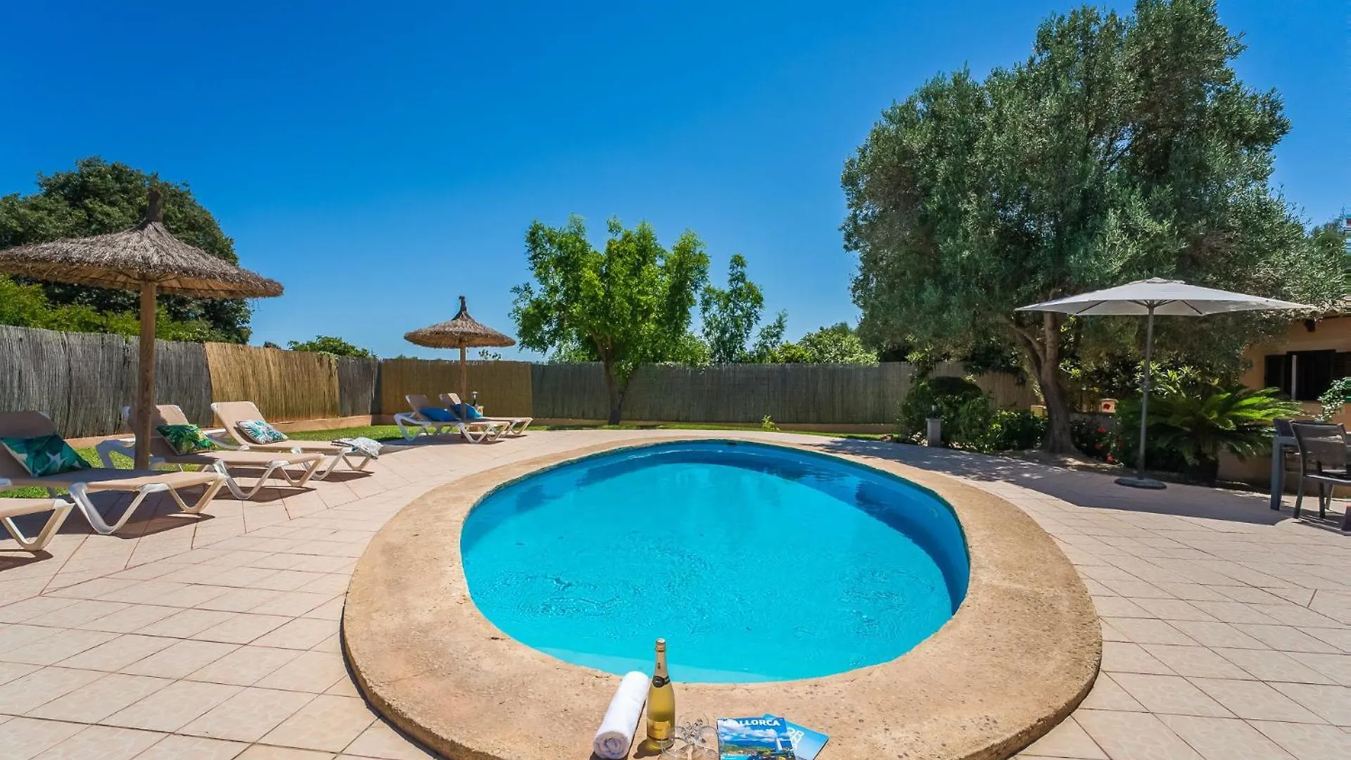Ideal Property Mallorca - Finca Toni Alcudia  0*, Alcudia (Mallorca) Spain